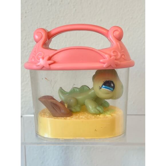 Littlest Pet Shop LPS Iguana Lizard #850 Green Blue Teardrop Eyes 2008 *Read - Picture 1 of 9